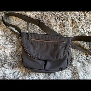 Lululemon Festival bag
